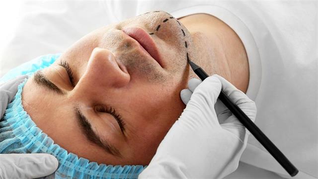 Νορβηγία: Οι κοσμητικές επεμβάσεις αφήνουν 1 στους 8 ασθενείς με μετεγχειρητικό πόνο διαρκείας