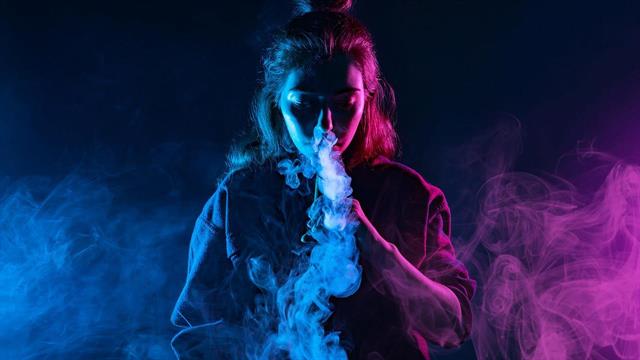 Τα ηλεκτρονικά τσιγάρα οδηγούν σε αλλαγές στα κύτταρα [μελέτη]