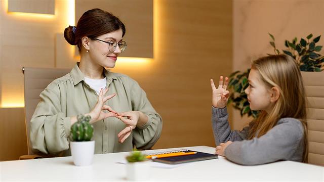 Ειδικοί θεραπευτές δύο ταχυτήτων στο επίδομα ανθυγιεινής εργασίας των νοσοκομειακών