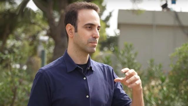 Ο γιατρός Αδριανός Γολέμης θα είναι ο πρώτος Έλληνας αστροναύτης [βίντεο]