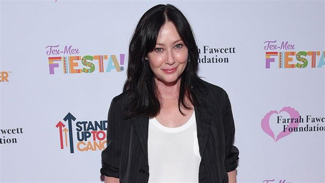 Σάνεν Ντόχερτι: Χαρίζει προσωπικά της αντικείμενα - Ετοιμάζεται για τον θάνατό της