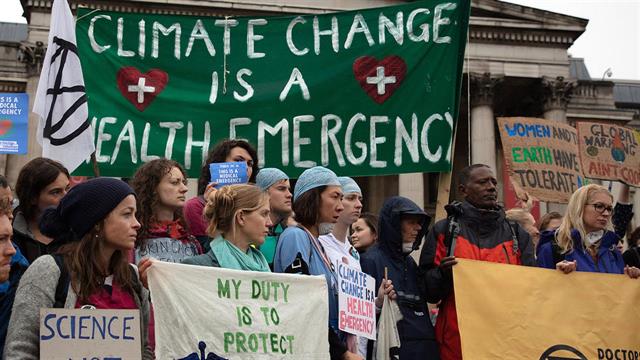 Η κλιματική αλλαγή προκαλεί άσθμα και καρκίνο