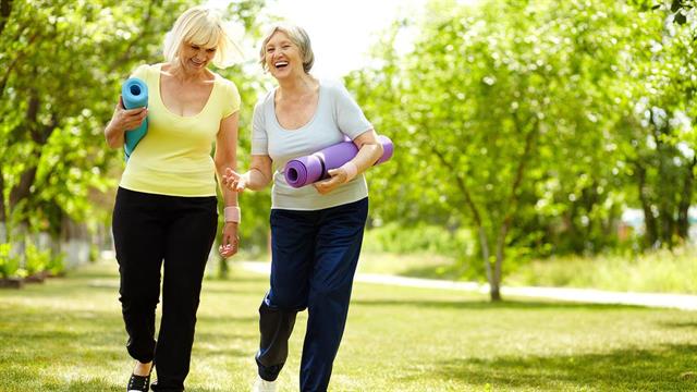 Πώς επηρεάζουν την αρτηριακή πίεση η ορθοστασία και η κίνηση [μελέτη]