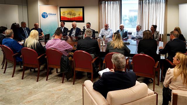 O πρόεδρος του ΙΣΑ Γιώργος Πατούλης επανεξελέγη ομόφωνα πρόεδρος του ΕΛ.Ι.ΤΟΥΡ