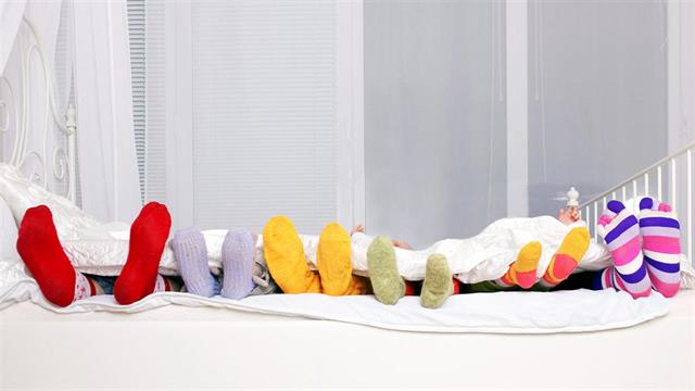 Πότε σταματούν να μεγαλώνουν τα πόδια