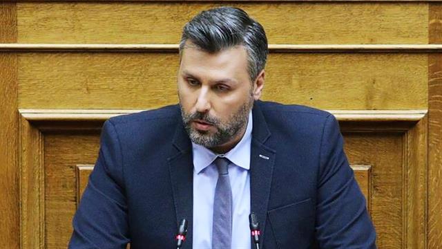 Ανταπάντηση Καλλιάνου σε Γεωργιάδη για τη νοσηλεία του πατέρα του στο Αττικόν