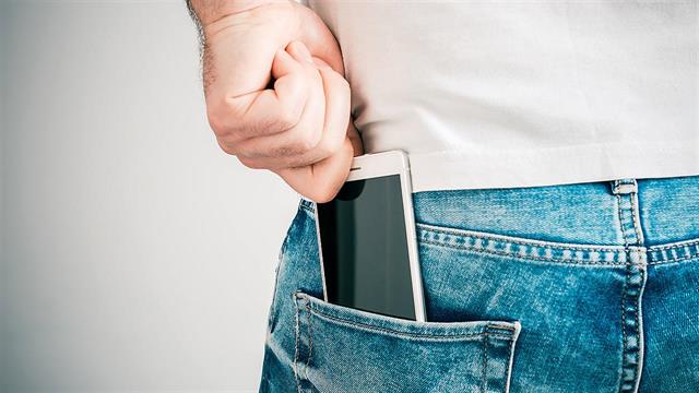 Ανδρική υπογονιμότητα: Σχετίζεται με τη χρήση κινητών τηλεφώνων;