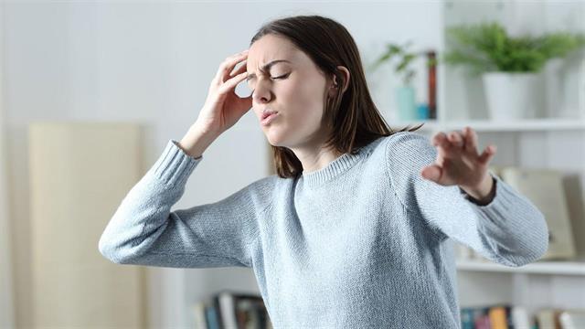 Επίμονη ζάλη: Όταν νιώθετε πως χάνετε την ισορροπία σας