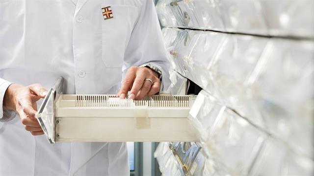 Κοινωνική Φαρμακολογία:  Γιατί και πώς τα φάρμακα πρέπει να ακουμπούν στην κοινωνία