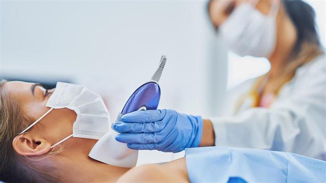 Αντισώματα θυρεοειδούς: Πότε είναι αναγκαία η θεραπεία