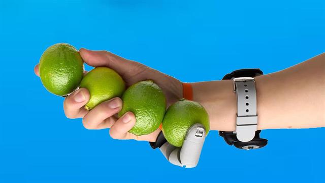 Πόσο βολικό θα ήταν ένα επιπλέον - ρομποτικό - δάχτυλο