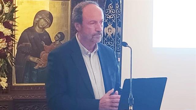 Μία διάλεξη σε εκκλησία για τη μεταμόσχευση μυελού των οστών