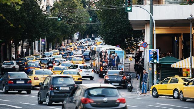 Ευρωπαϊκή πρωτιά για την Αθήνα σε εκπομπές διοξειδίου του αζώτου - Η επίπτωση στην υγεία [πίνακας]