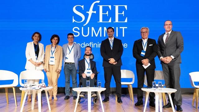 Άρ. Αγγελής: Τα κίνητρα στη βιομηχανία και η καθολική πρόσβαση στη φαρμακευτική καινοτομία