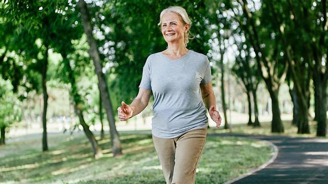 Περπάτημα:  Φάρμακο κατά του πόνου στη μέση [μελέτη]