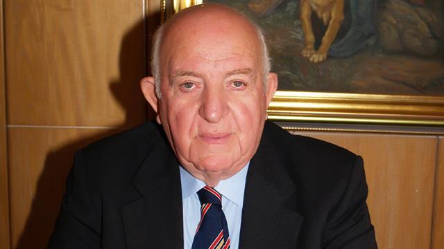 Η ΠΕΦ αποχαιρετά τον Σταύρο Δέμο