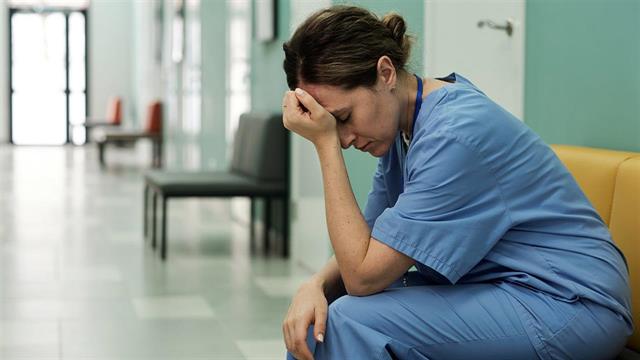 Στο ναδίρ η ικανοποίηση των νοσηλευτών - Έρευνα σε τρία νοσοκομεία της Αττικής