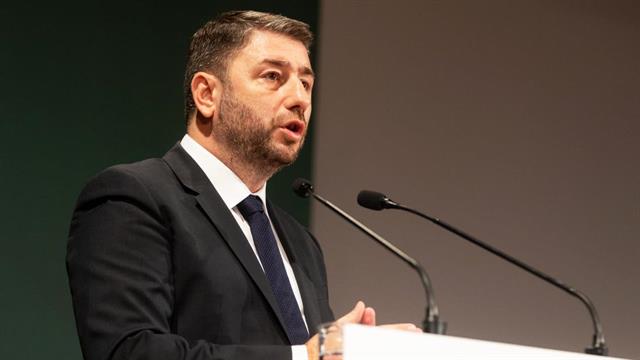 Ανδρουλάκης: Το Μαξίμου εκβιάζοντας τους ιδιώτες γιατρούς, εκβιάζει τους ασθενείς