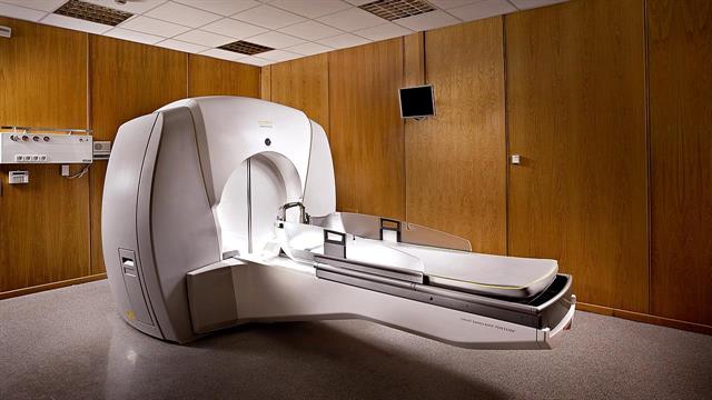 Είκοσι χρόνια επιτυχημένων επεμβάσεων στο υπερσύγχρονο Τμήμα Ακτινοχειρουργικής Εγκεφάλου Gamma Knife του νοσοκομείου ΥΓΕΙΑ