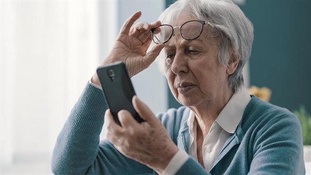 Ηλικιακή εκφύλιση ωχράς κηλίδας: Νέα θεραπεία με φωτοβιοδιέγερση