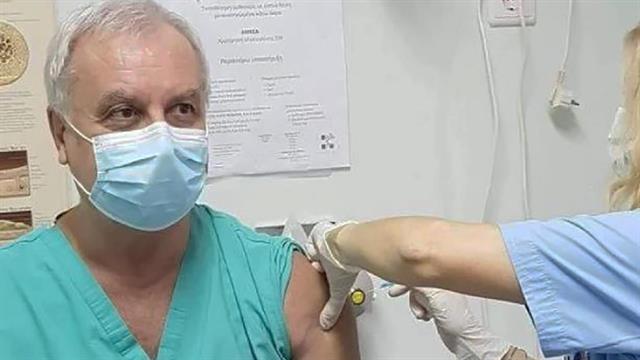 ECDC: Αποτελεσματικότητα δεύτερης αναμνηστικής δόσης εμβολίου κατά της CoViD σε υγειονομικούς