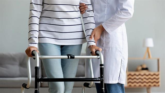 Ε.Σ.Α.μεΑ.: Δεν συμπεριλήφθηκε η προστασία των γυναικών με αναπηρία στο νομοσχέδιο του Υπουργείου Δικαιοσύνης