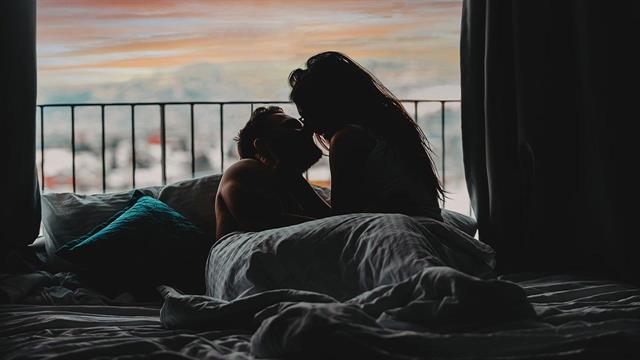 ECDC: Γιατί συνεχίζεται η αύξηση των σεξουαλικώς μεταδιδόμενων νοσημάτων