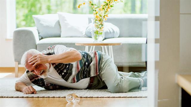 Γιατί οι ηλικιωμένοι βρίσκονται σε μεγαλύτερο κίνδυνο πτώσης;