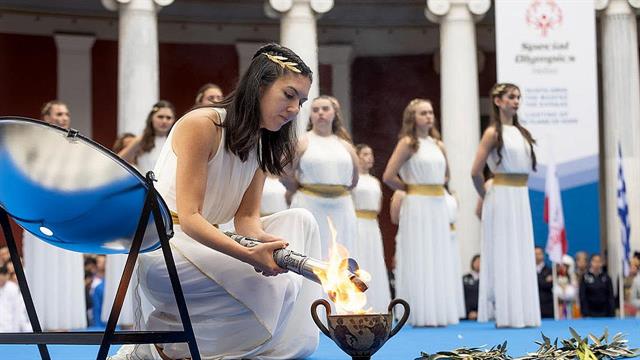 Η Φλόγα της Ελπίδας ξεκίνησε το ταξίδι για τους Παγκόσμιους Χειμερινούς Αγώνες Special Olympics στο Τορίνο