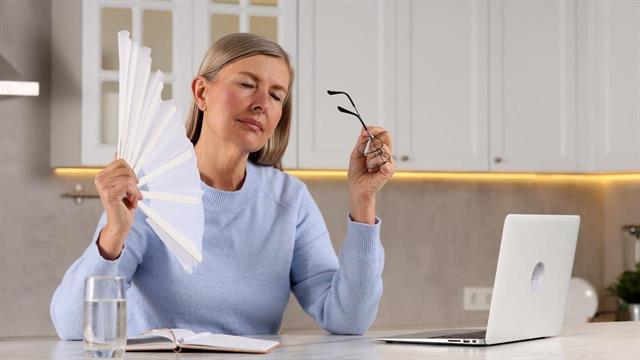 Η δύσκολη εμμηνόπαυση θα μπορούσε να είναι προειδοποιητικό σημάδι μελλοντικής άνοιας [μελέτη]