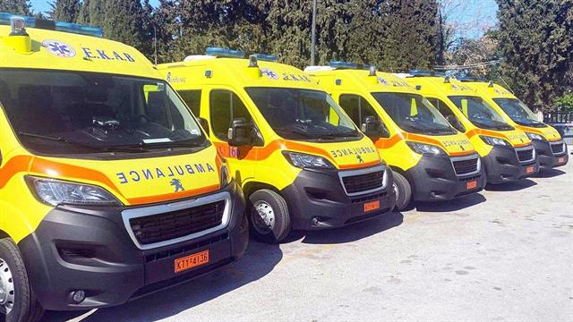 ΕΚΑΒ: Ολοκληρώθηκε η προμήθεια 52 ασθενοφόρων και 8 Κινητών Ιατρικών Μονάδων με τη χρηματοδότηση της Περιφέρειας Αττικής