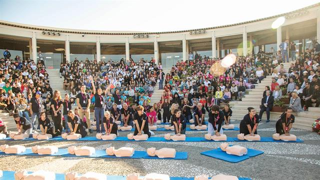 Kids save lives: Πρώτη θέση σε διεθνή διαγωνισμό για την πολυπληθέστερη ΚΑΡΠΑ
