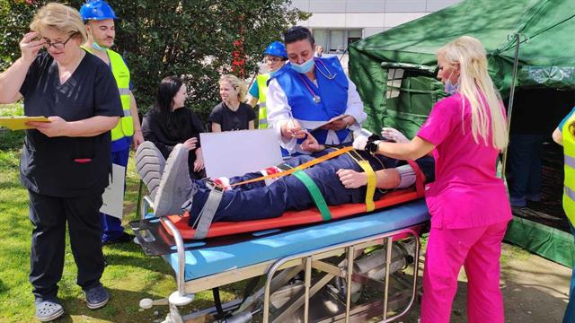 Άσκηση μερικής εκκένωσης μετά από σεισμό στο Ιπποκράτειο Θεσσαλονίκης