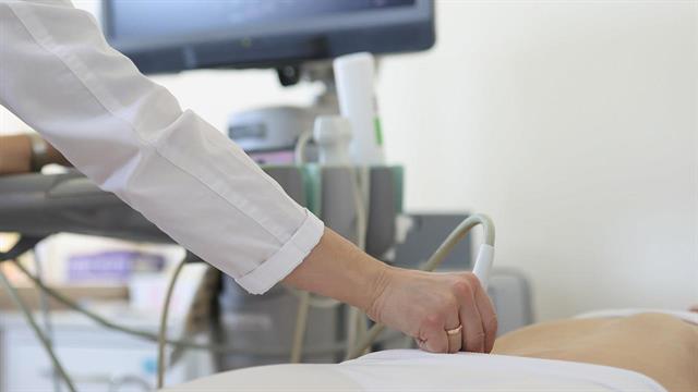 Ο ΕΜΑ αξιολογεί το πρώτο διαγνωστικό εργαλείο για τη στεατοηπατίτιδα με τεχνητή νοημοσύνη