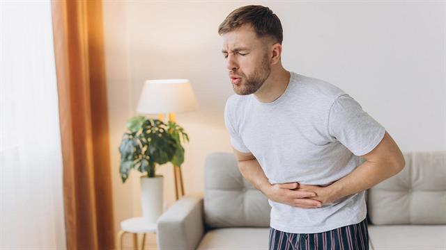 Καρκίνος παχέος εντέρου:  Συνδέεται με αυξημένο κίνδυνο θανάτου από καρδιαγγειακά αίτια [μελέτη]