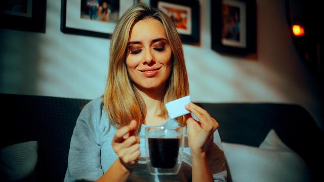 Τεχνητά γλυκαντικά: Η σουκραλόζη είναι πιθανόν να ανοίγει την όρεξη [μελέτη]