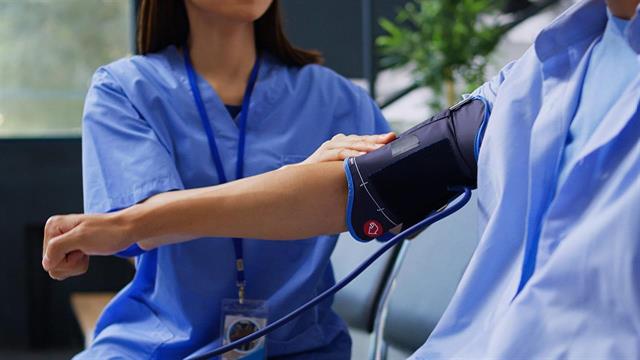 5 αλλαγές στον τρόπο ζωής στην ηλικία των 50 μπορούν να προσθέσουν μια δεκαετία ζωής [μελέτη]