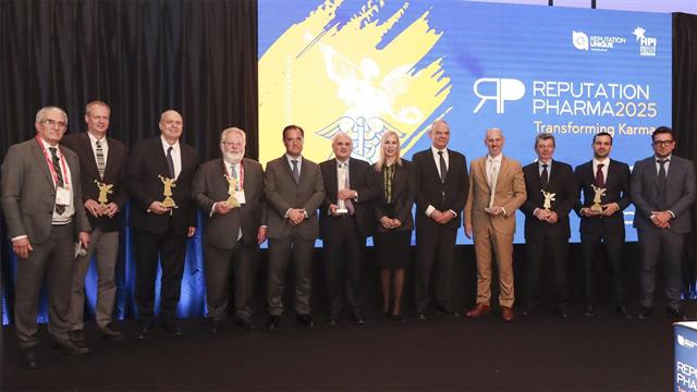 Οι φαρμακευτικές επιχειρήσεις στην οδό της Φήμης