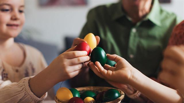 ΕΟΔΥ: Οδηγίες για ασφαλή κατανάλωση τροφίμων κατά τη διάρκεια του Πάσχα