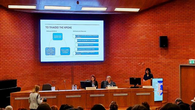 Ιστορίες πανδημίας: Γυναίκες που γέννησαν με θετική PCR