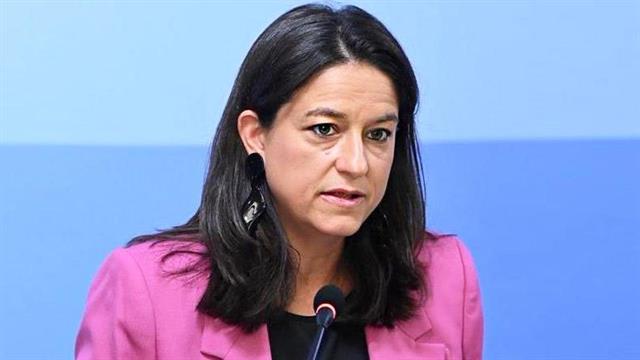 Συνάντηση με την υπουργό Εργασίας