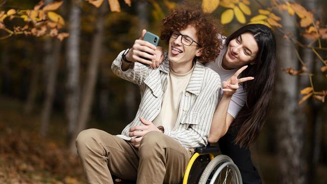 Εφαρμογή κινητοποιεί τους μυς του προσώπου σε περιπτώσεις παράλυσης