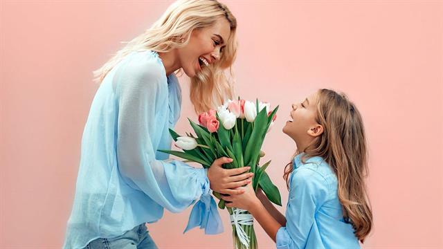 Γιορτή της μητέρας: Mια μαμά δεν χρειάζεται λουλούδια - χρειάζεται αναγνώριση
