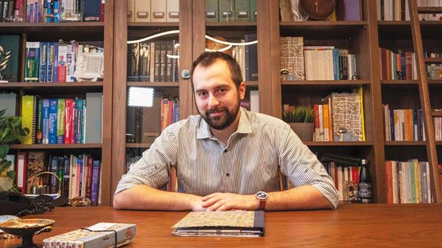 rTMS: Μία αποτελεσματική, μη φαρμακευτική θεραπεία της κατάθλιψης και όχι μόνο