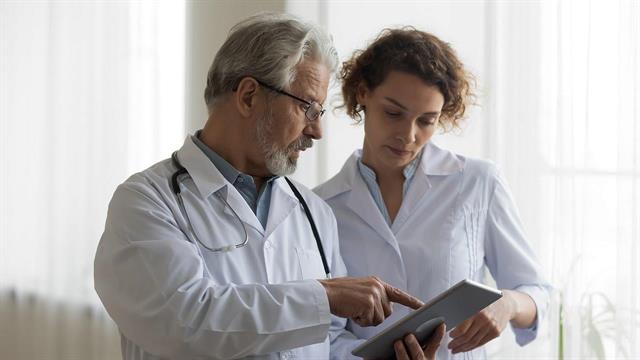 Γιατί η Παθολογία δεν είναι πλέον μία ελκυστική ειδικότητα