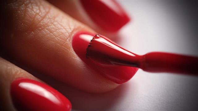 Ανακαλούνται βερνίκια νυχιών - Τι αναφέρεται σε 3 αποφάσεις του ΕΟΦ