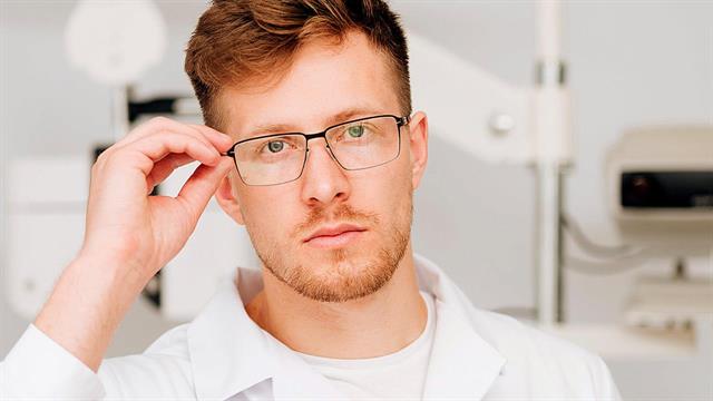 4 αλήθειες για την υγεία των βλεφάρων που δεν θα πρέπει να αγνοούμε