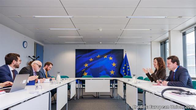 Συνάντηση Ι. Βαρδακαστάνη - αντιπροέδρου Κομισιόν Minzatu για τη χρηματοδότηση της ΕΕ για την αναπηρία