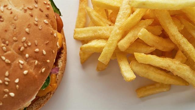 Καρκίνος παχέος εντέρου: Τροφές που οδηγούν σε φλεγμονή αυξάνουν τον κίνδυνο θανάτου