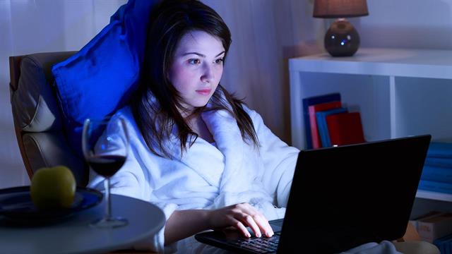 Καθυστερείτε να πάτε για ύπνο; Ποια χαρακτηριστικά προσωπικότητας μπορεί να έχετε